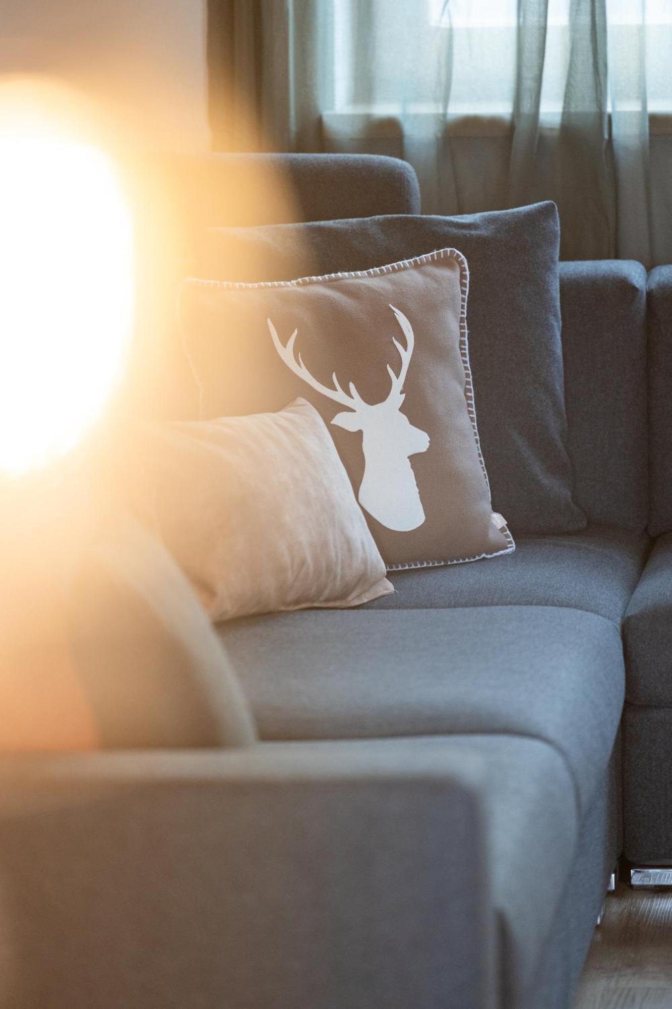 Jaegerlodge Apartments لاديس المظهر الخارجي الصورة