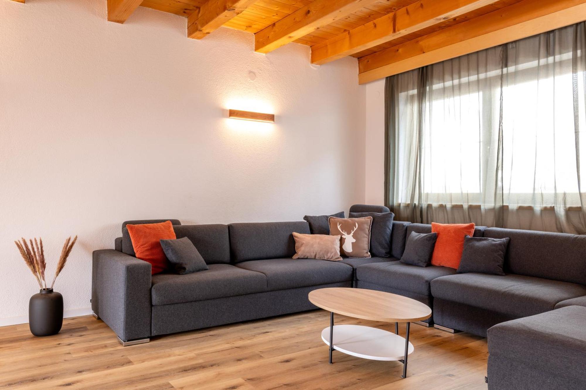 Jaegerlodge Apartments لاديس المظهر الخارجي الصورة