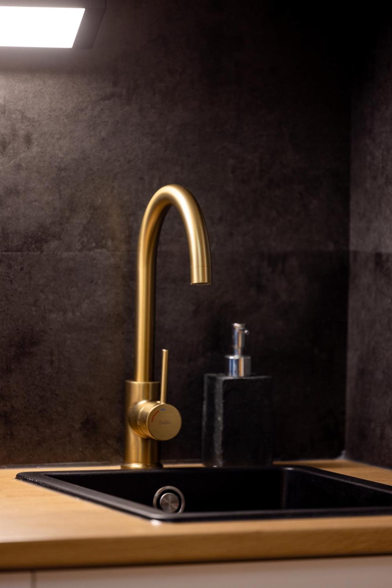 Jaegerlodge Apartments لاديس المظهر الخارجي الصورة